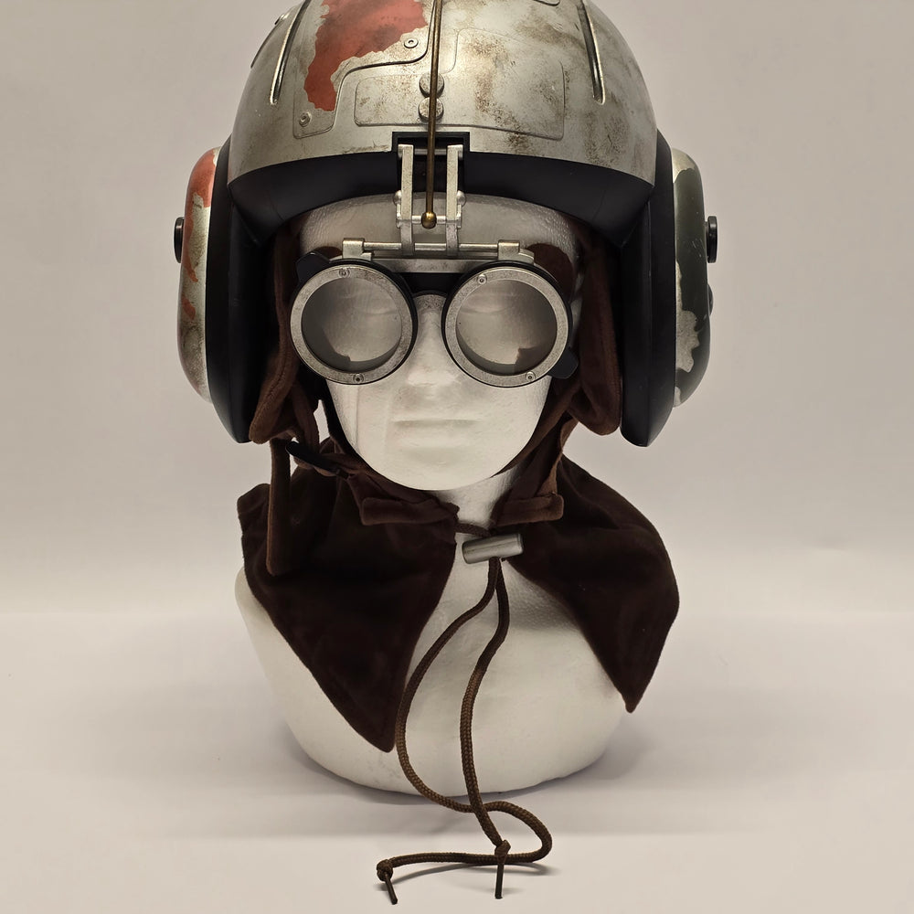 
                      
                        1:1 Anakin Skywalker Replika-Helm aus «STAR WARS – EPISODE I: The Phantom Menace» (1999)
                      
                    