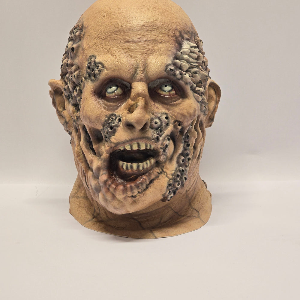 
                      
                        1:1 Zombie Halloween-Maske im Stil von «THE WALKING DEAD»
                      
                    